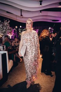 Seattle fashion influencers at Gossip & Glamour x styled Seattle spring fashion event. International women’s day. Seattle fashion news. Photo credit: Vivian Hsu Photography