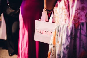 Seattle fashion influencers at Gossip & Glamour x styled Seattle spring fashion event. International women’s day. Seattle fashion news. Photo credit: Vivian Hsu Photography